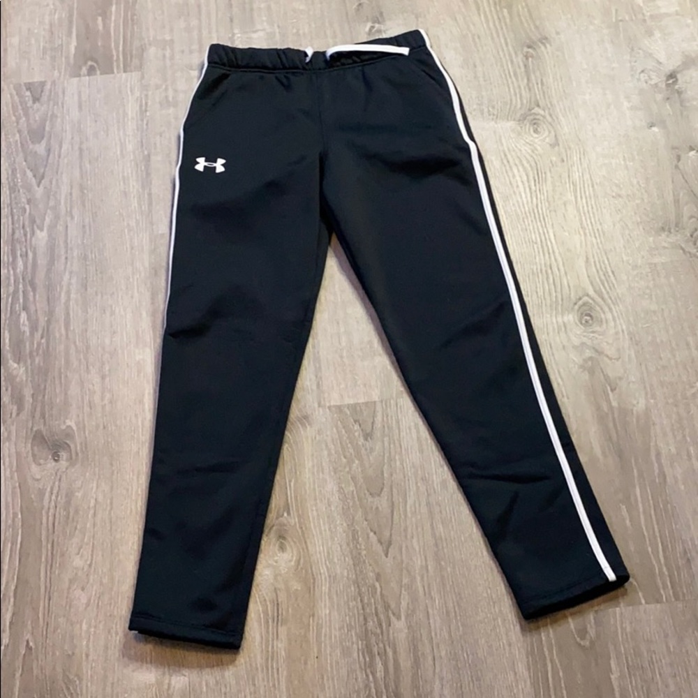 black under armour sweat pants